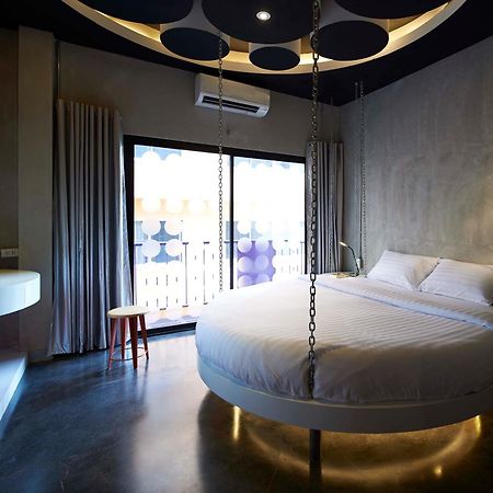 Jasaen Stylish Boutique Hotel Bangkok Rum bild