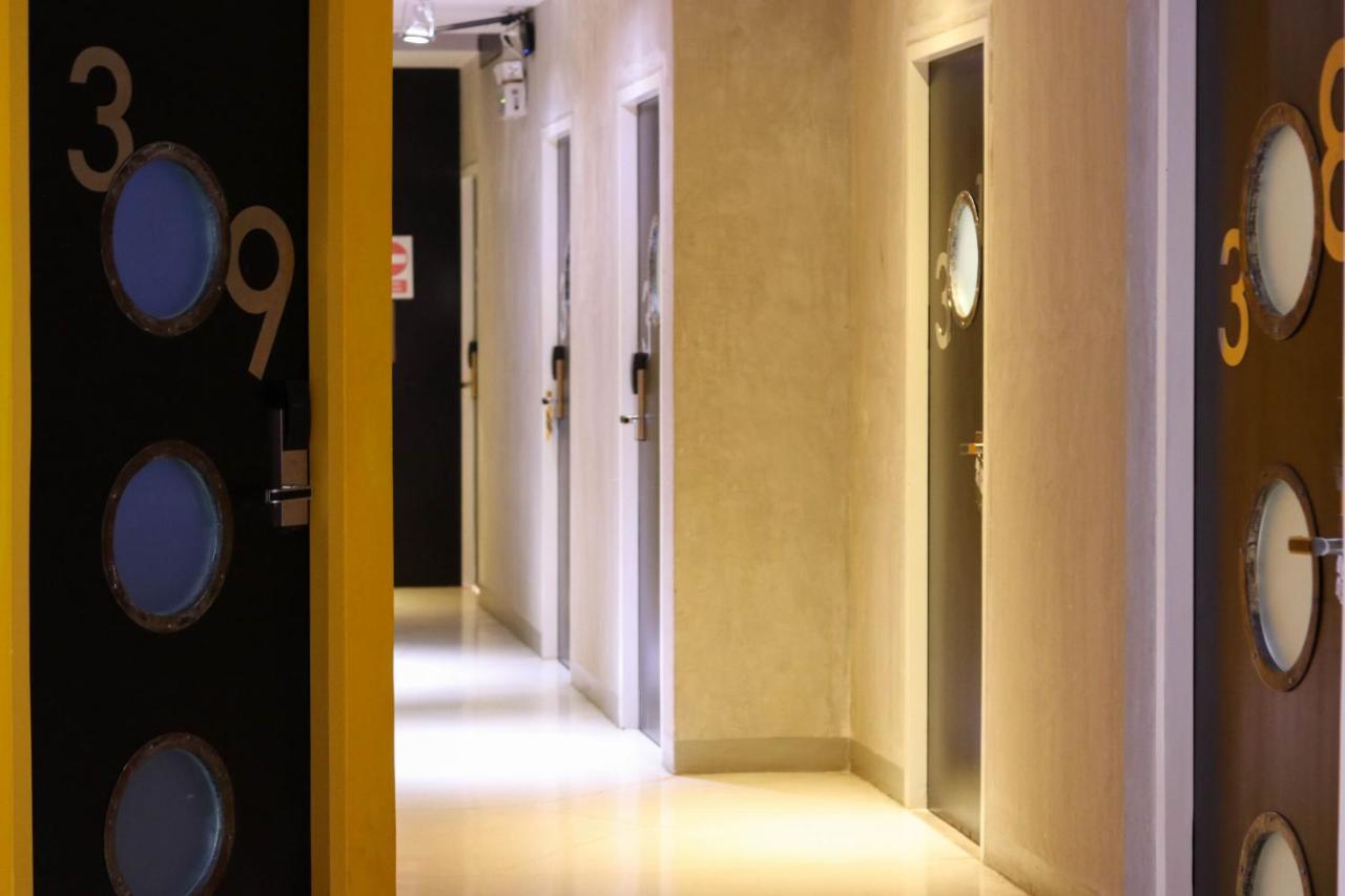 Jasaen Stylish Boutique Hotel Bangkok Exteriör bild